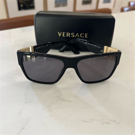 vendita versace sun glasses|unisex versace sunglasses.